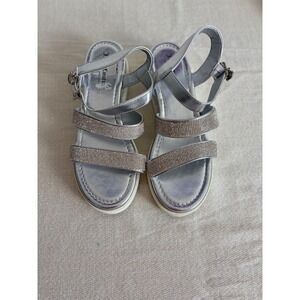 Juicy Couture Tonko Silver Metallic Rhinestone Platform Sandals Womens 9.5